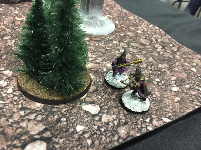 Cultists advance up the side