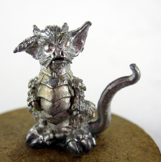 An Pet Alien Miniature by Reaper Miniatures