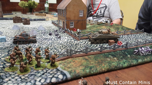 Tank Battle between an R35 and a Sherman