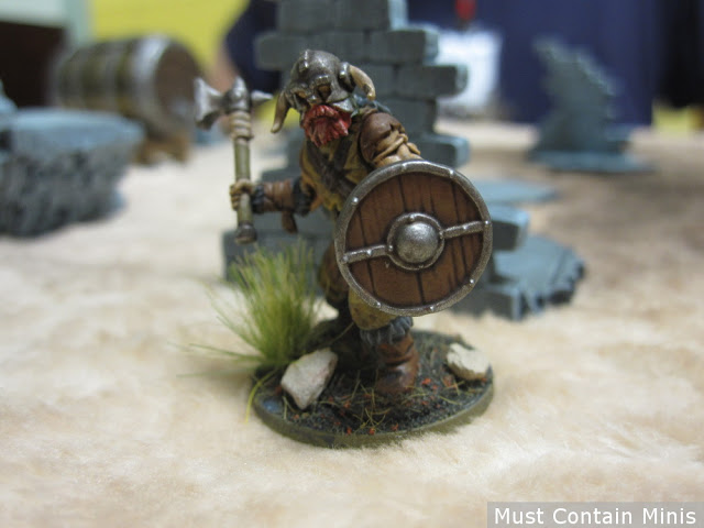 Frostgrave Barbarian with warhammer and shield - Osprey Games - North Star Military Figures