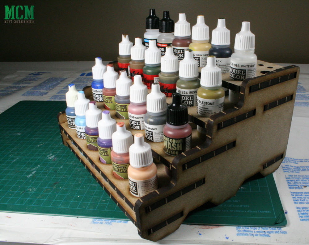 Review of a Canadian made Paint Rack by Six Squared Studios for painting miniatures