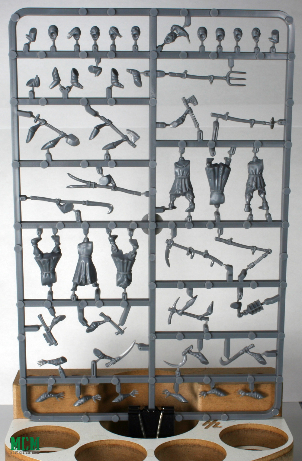 28mm Fantasy Peasant Zombies (townsfolk) - Sprue by Fireforge Games