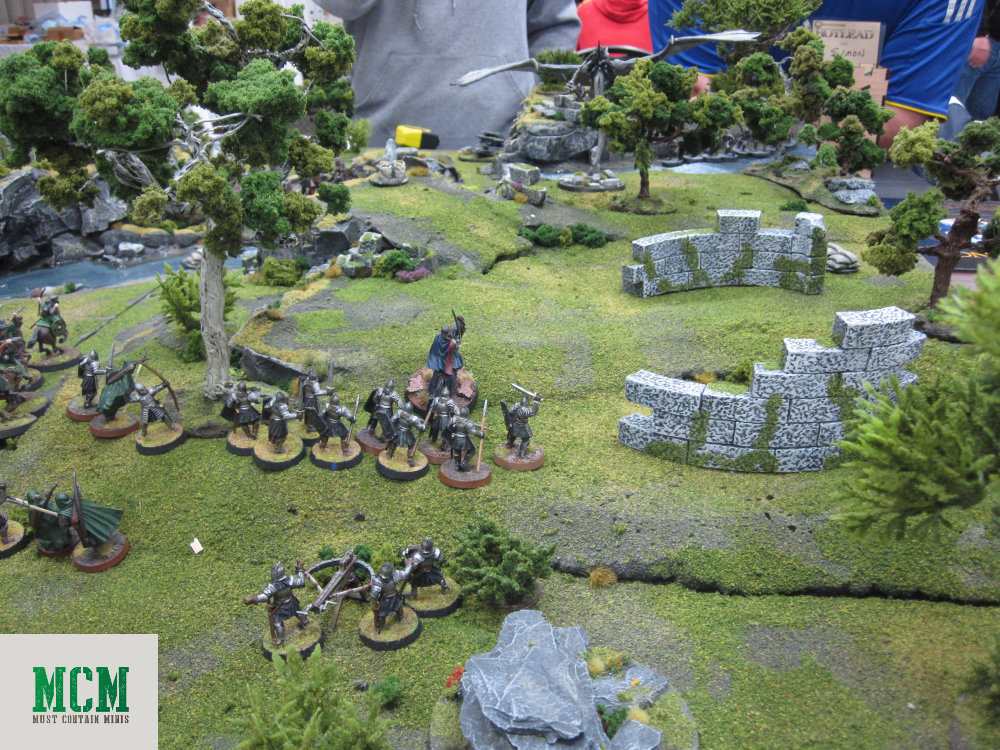 Tabletop view of the battle A Ringwraith comes down on soldiers of Gondor