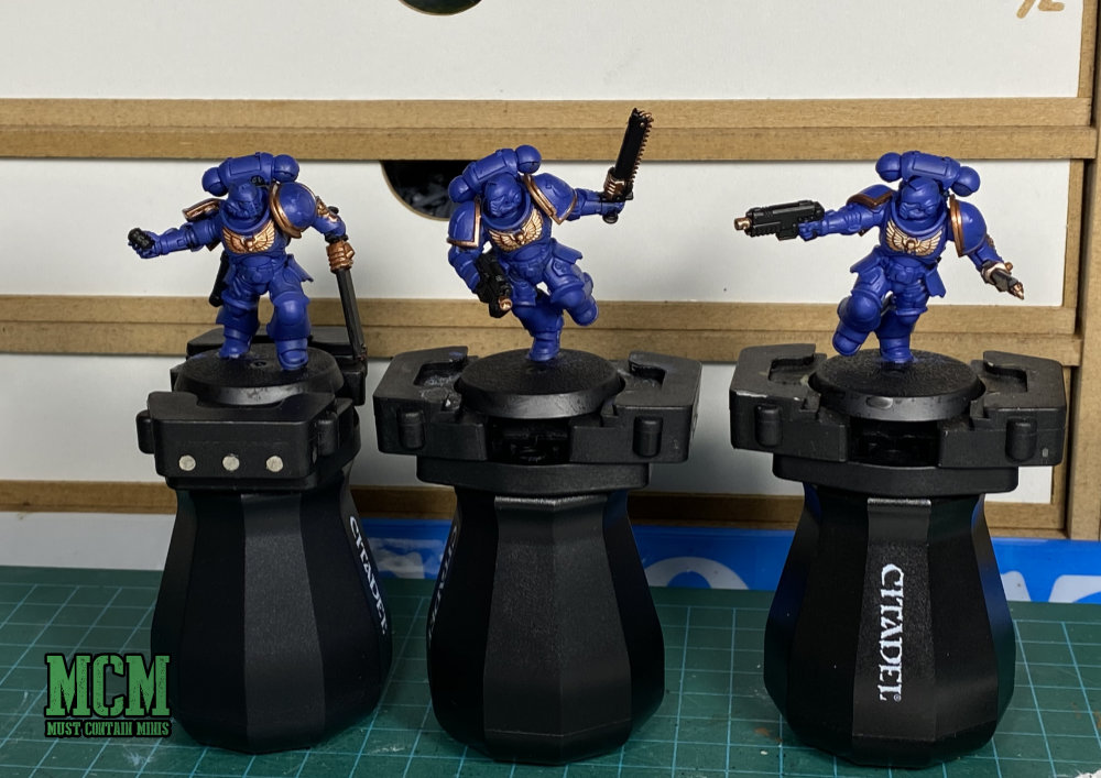 Tutorial & Review - Painting New40K Space Marines - Must Contain Minis