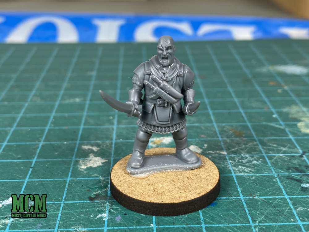 A 28mm blade master miniature