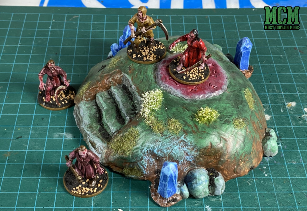 Summoning mound with 28mm zombies