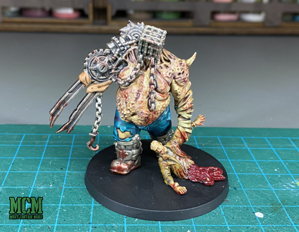 gruesome deep madness miniatures showcase. This guy is big and gory!