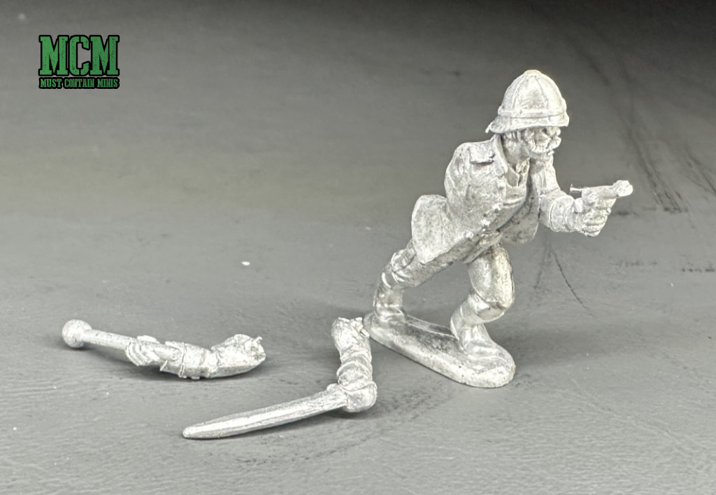 Sample miniature that you can arm with a sword or club