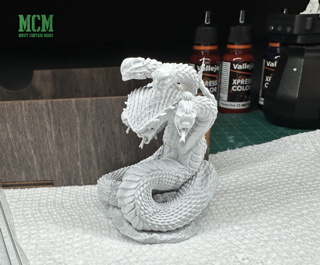 The primed model with a highlight paint jog of white